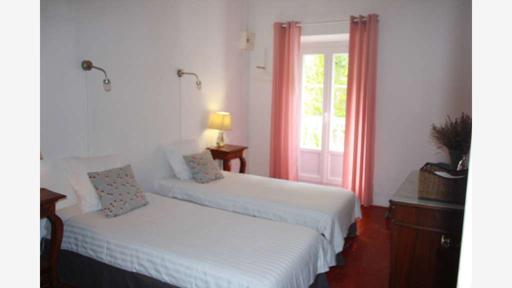 Restaurant chambres d'hôtes en station thermale 11