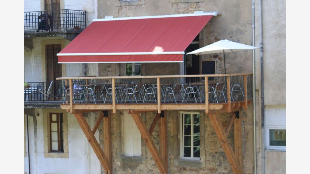 Restaurant chambres d'hôtes en station thermale 11