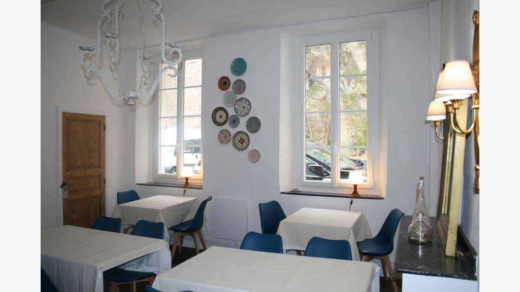 Restaurant chambres d'hôtes en station thermale 11