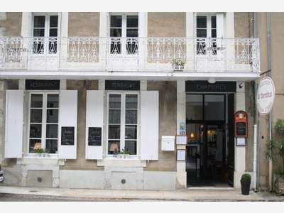 Restaurant chambres d'hôtes en station thermale 11