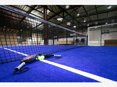 Vends complexe Padel, Foot et loisirs
