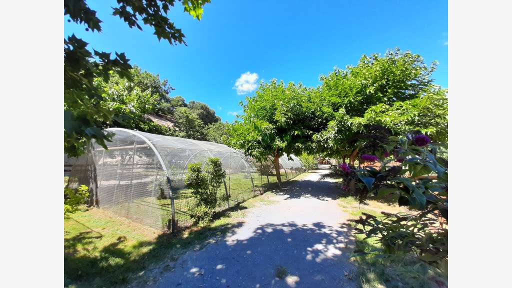 Vente parc animalier en Sud Ardèche