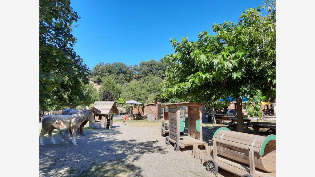 Vente parc animalier en Sud Ardèche