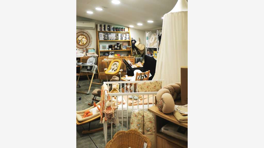 AV commerce pour enfant bord de mer en Corse