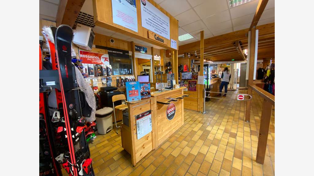 À vendre FDC location de ski au Superdévoluy