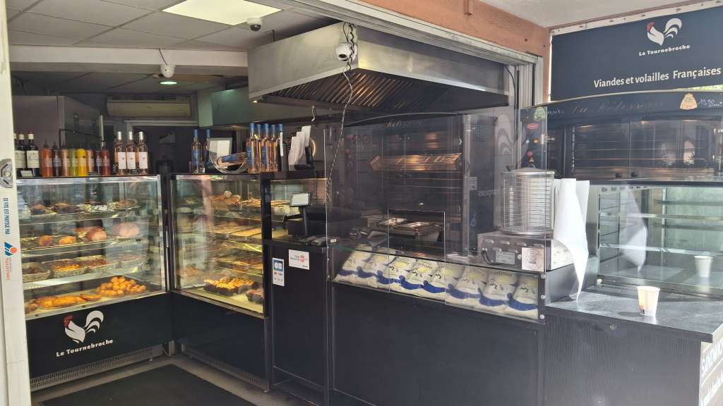 A vendre FDC rôtisserie traiteur axe passant Vence