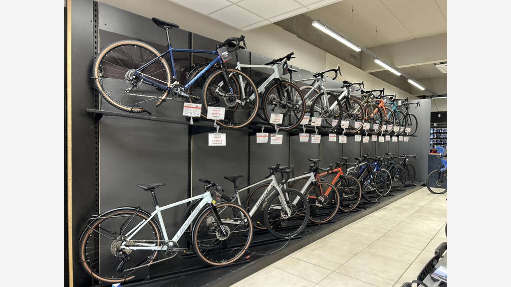 A saisir fonds de commerce cycles au Nord de Lyon