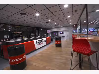 Reprise Complexe Karting et lasergame à Nantes