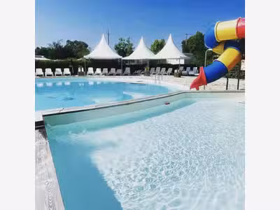 Camping 4* Premium Clé en Main (murs et fonds)