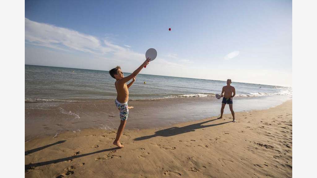 AV camping bord plage de 150 emplacements Vendée