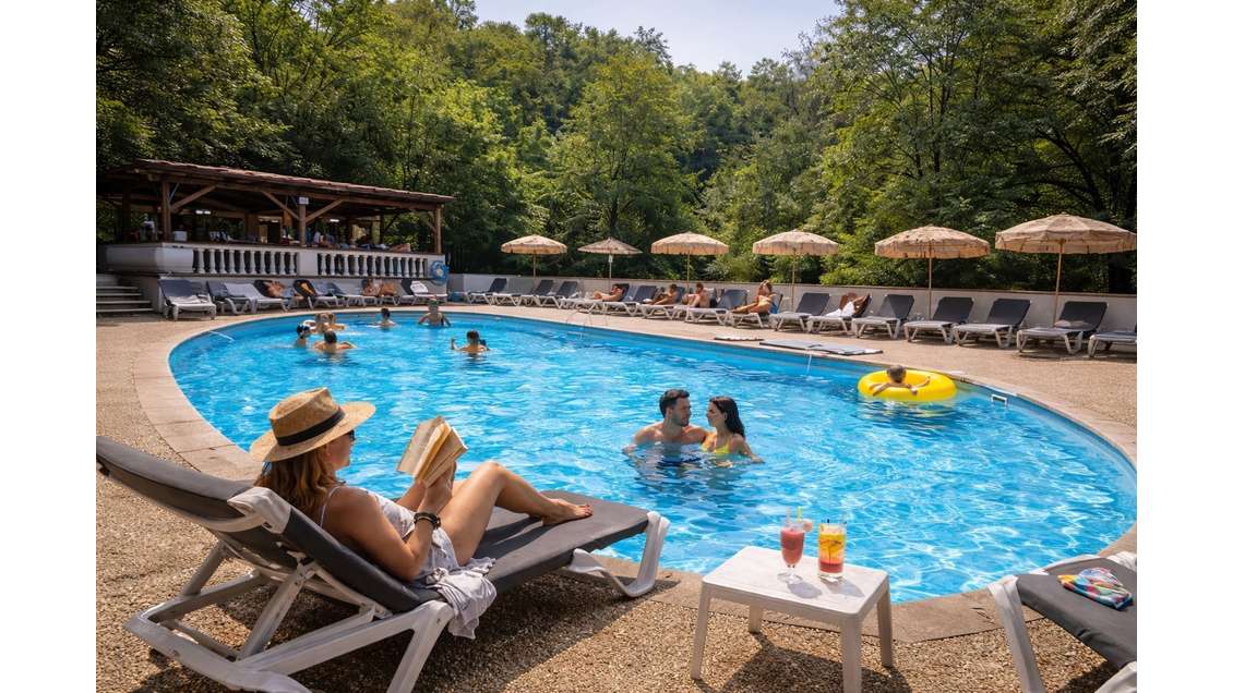 Camping vert **** à vendre en Pyrénées Orientales