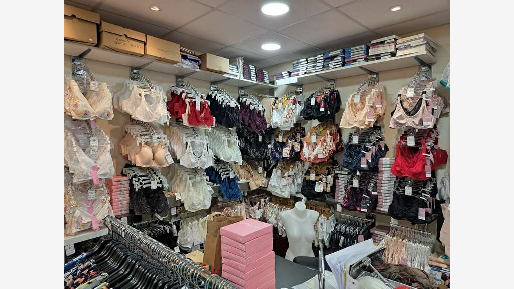 Vente FDC Mercerie Lingerie centre ville 74