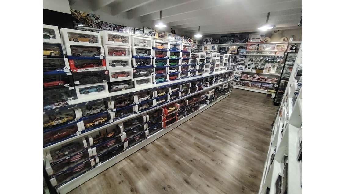 Jouets / Modélisme franchisé 50 ans à St-Étienne