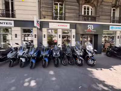 AV concession scooter & motos multimarques 92