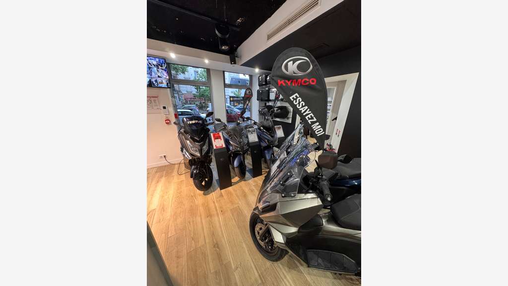 AV concession scooter & motos multimarques 92