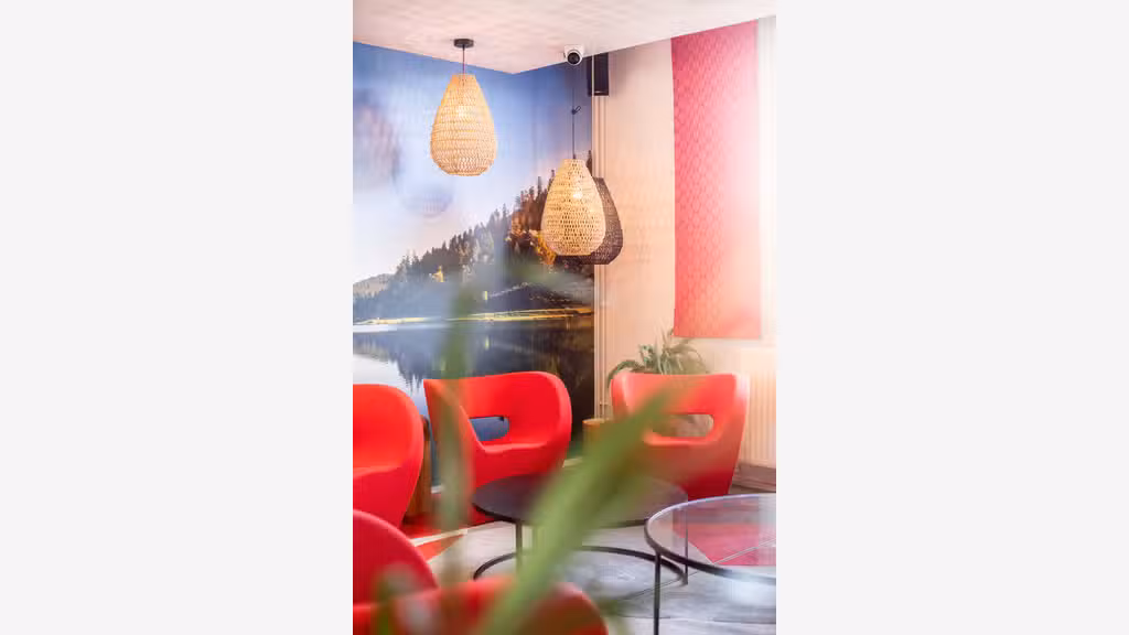 Hôtel*** bureau rentable 54 chambres – EBE 215 K€.