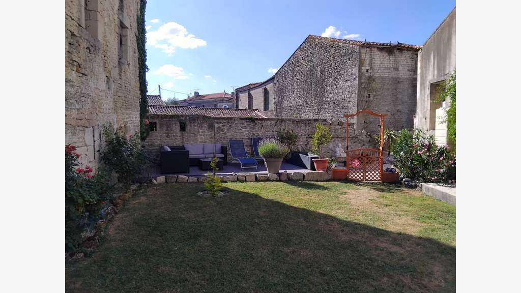 Hôtel-restaurant à vendre en Charente-Maritime