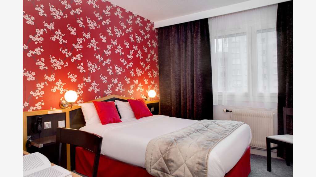 Murs et fonds hôtel bureau à vendre à St Etienne
