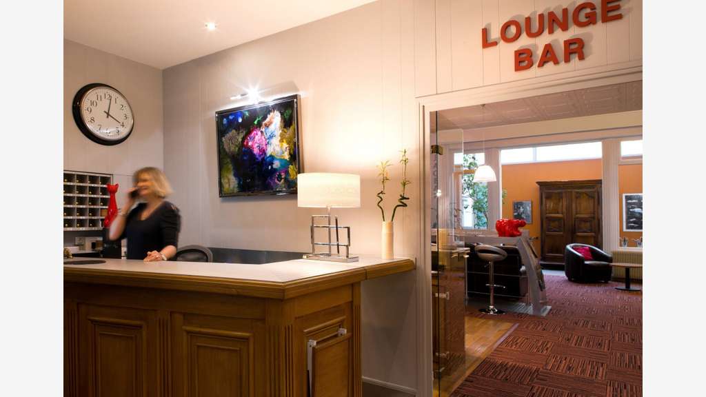 Murs et fonds hôtel bureau à vendre à St Etienne
