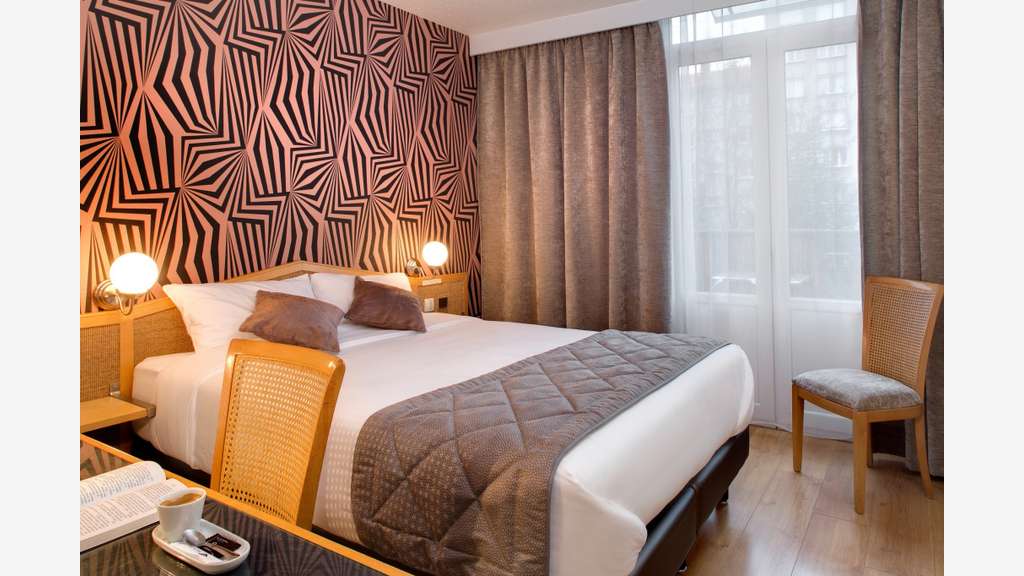 Murs et fonds hôtel bureau à vendre à St Etienne
