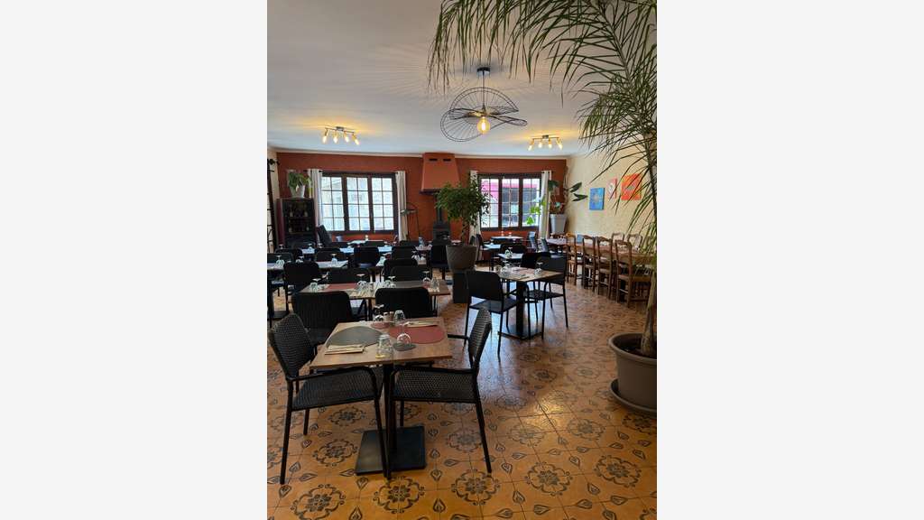 Opportunité Hotel Bar Resto unique clé en main 04