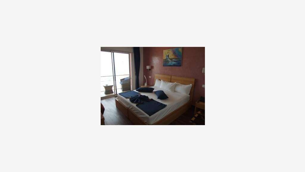 Vend Hotel **** Blue Marlin avec vue sur la baie