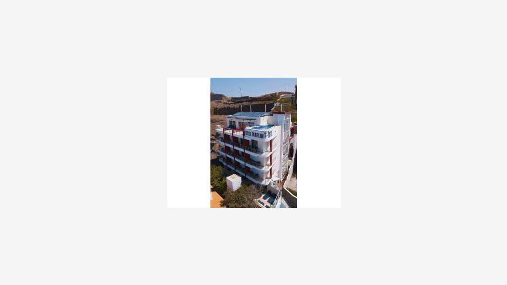 Vend Hotel **** Blue Marlin avec vue sur la baie