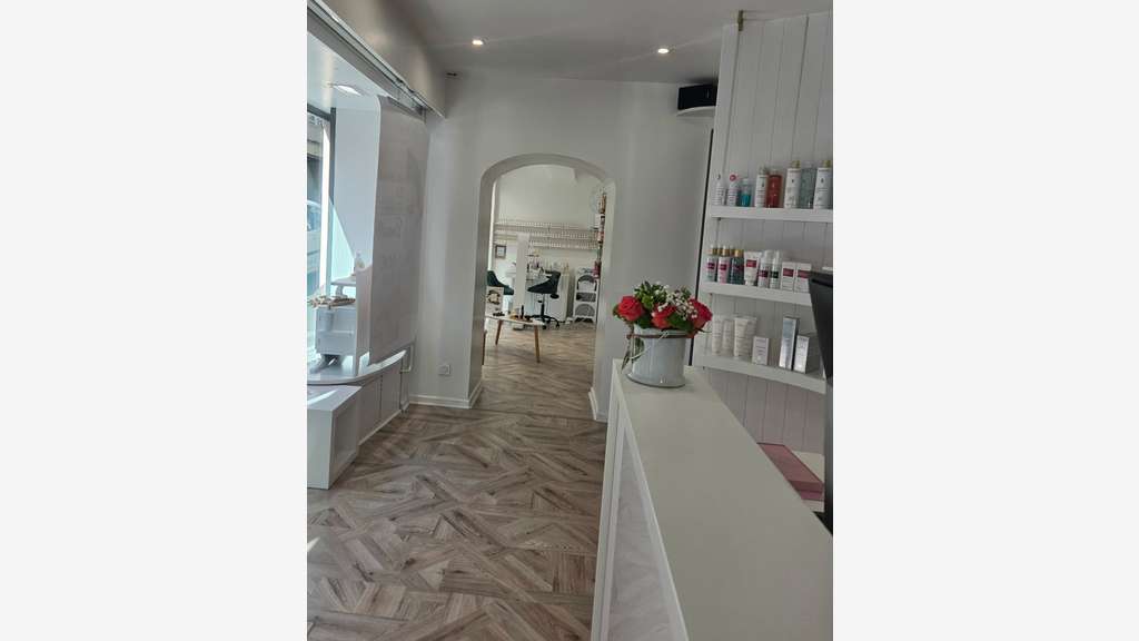 A vendre bel institut de beauté à Mâcon centre