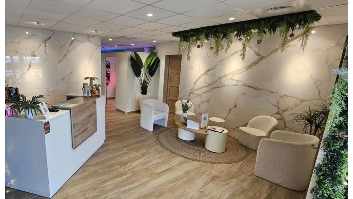 Centre de bien-être, Aquabike & bronzage