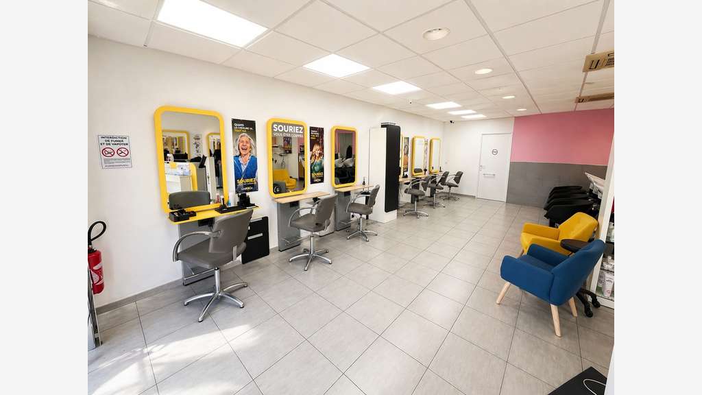 Salon de coiffure clé en main –emplacement premium