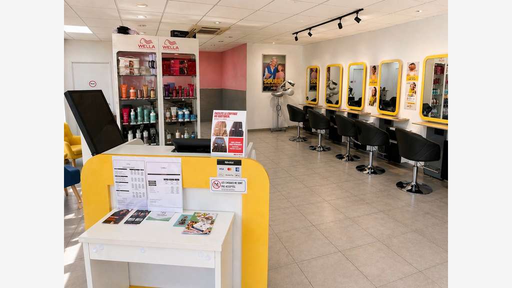 Salon de coiffure clé en main –emplacement premium