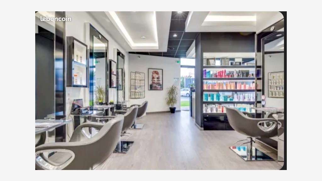 AV salon de coiffure par abonnement à Mérignac