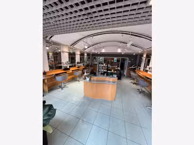 Salon de coiffure à reprendre à St Quentin