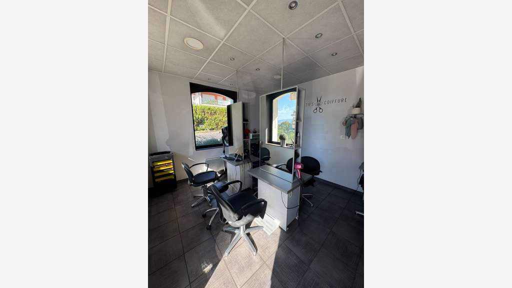 Vends salon de coiffure à Evian Les Bains