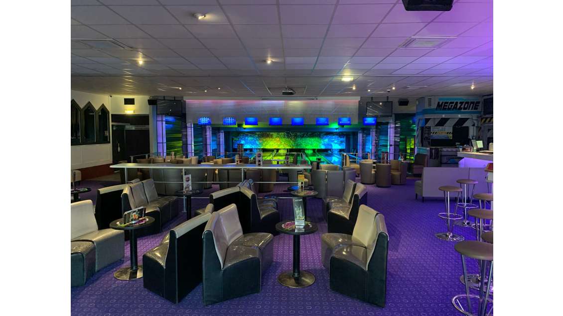 Beau complexe multi-activités bowling laser games