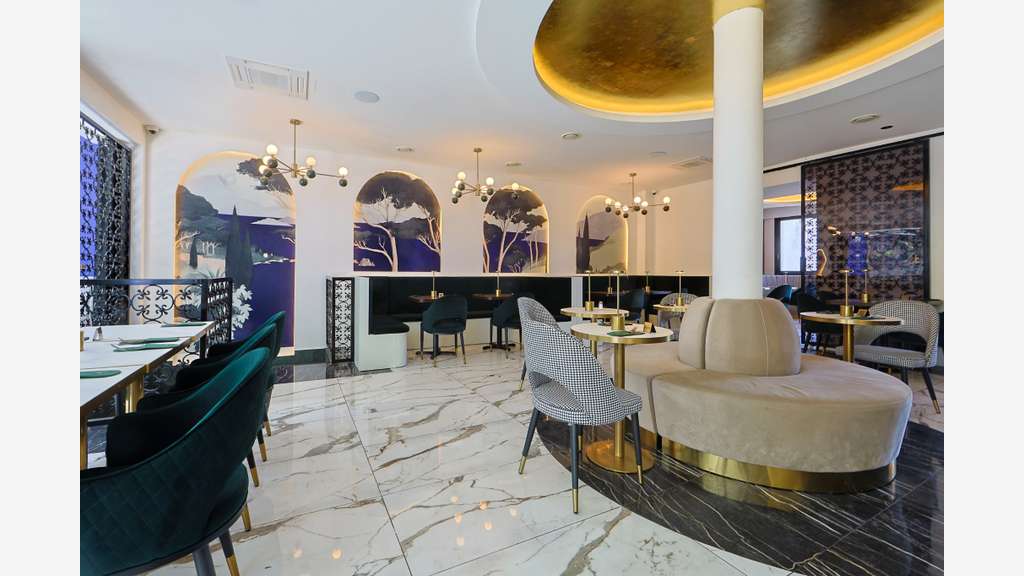 Restaurant 400 m² 140 couverts  3 salles bry s/m