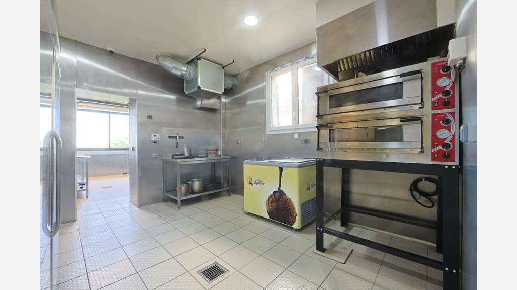 Restaurant 400 m² 140 couverts  3 salles bry s/m