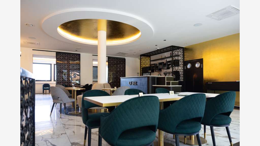 Restaurant 400 m² 140 couverts  3 salles bry s/m