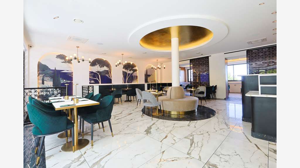 Restaurant 400 m² 140 couverts  3 salles bry s/m