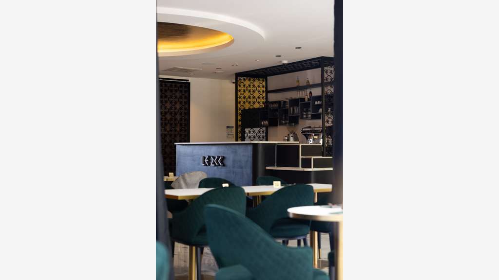 Restaurant 400 m² 140 couverts  3 salles bry s/m