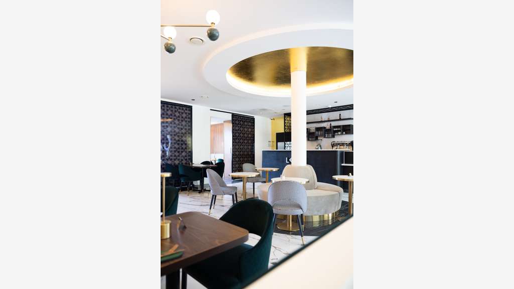 Restaurant 400 m² 140 couverts  3 salles bry s/m