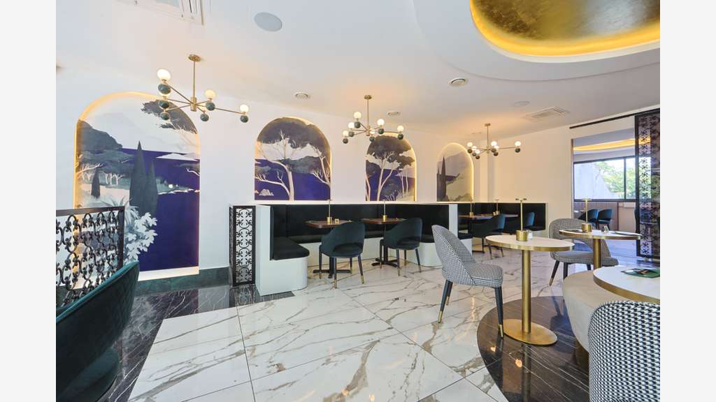 Restaurant 400 m² 140 couverts  3 salles bry s/m