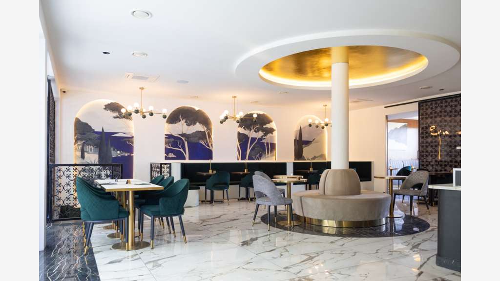 Restaurant 400 m² 140 couverts  3 salles bry s/m