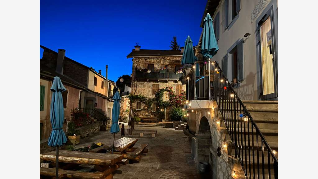 Restaurant au cœur d’un village