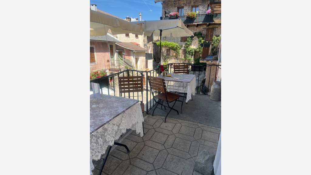 Restaurant au cœur d’un village