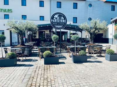 A reprendre restaurant au concept unique 47