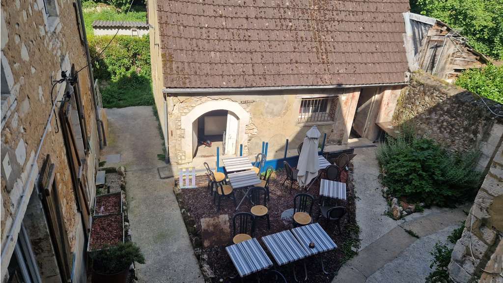 Restaurant-Bar Licence IV avec logement familial