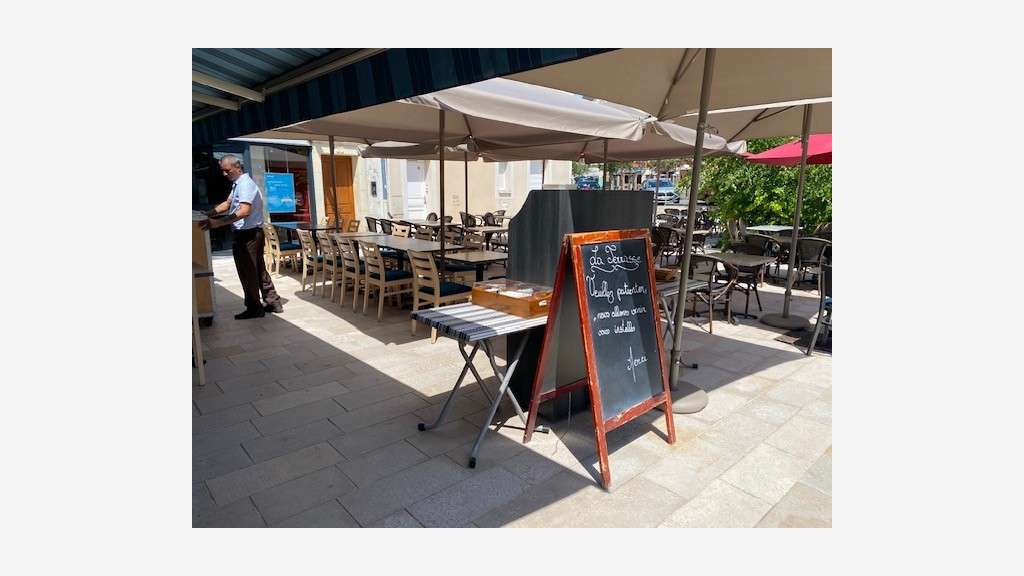 Restaurant-Bar Licence IV avec logement familial