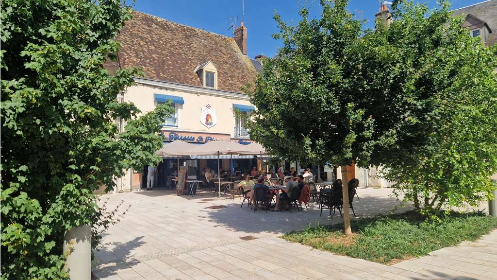Restaurant-Bar Licence IV avec logement familial