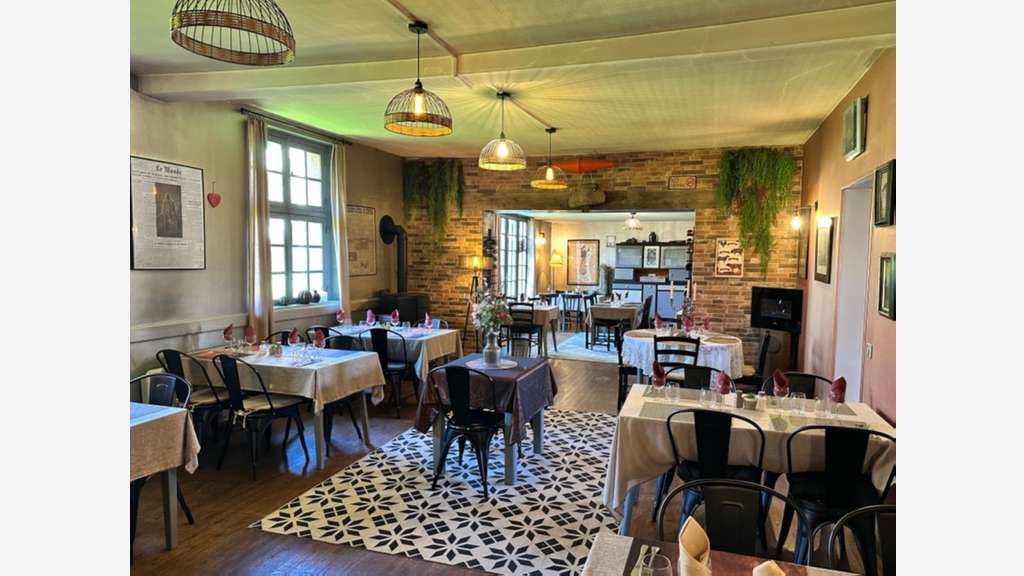 RESTAURANT DE CHARME PRES DE LA CHARITE SUR LOIRE